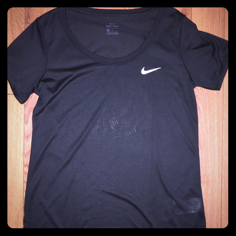 Nike dri fit tee